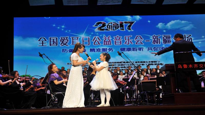 调整大小 歌曲《最好的未来》.JPG