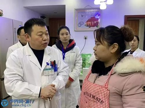 图为重庆活动现场 图为重庆活动现场